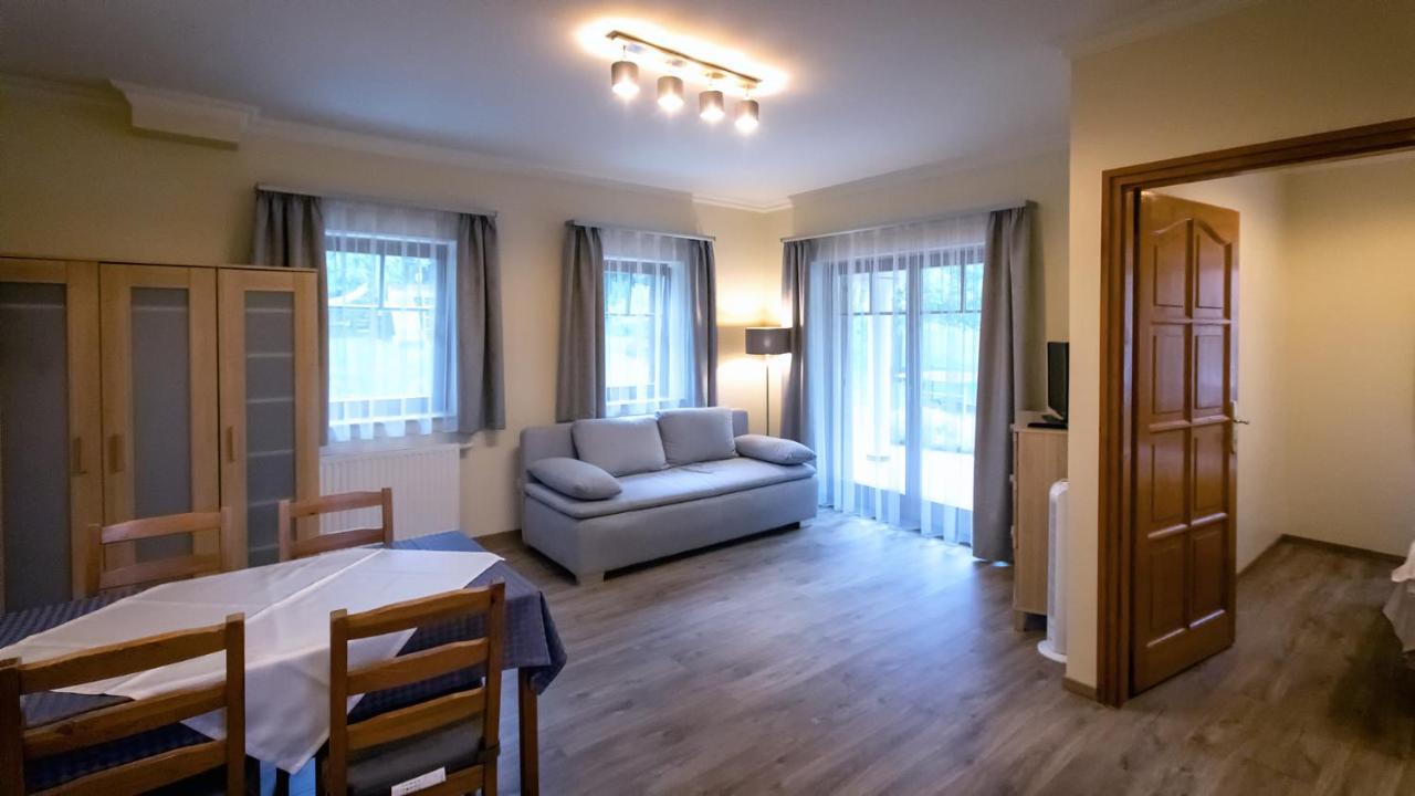 Ozkut Apartmanhaz Olmod Exterior foto