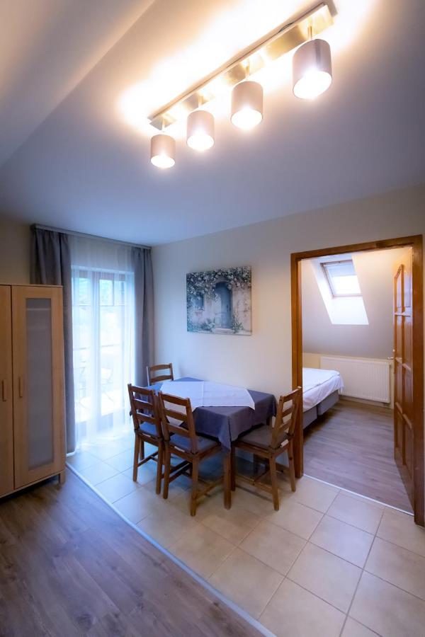 Ozkut Apartmanhaz Olmod Exterior foto
