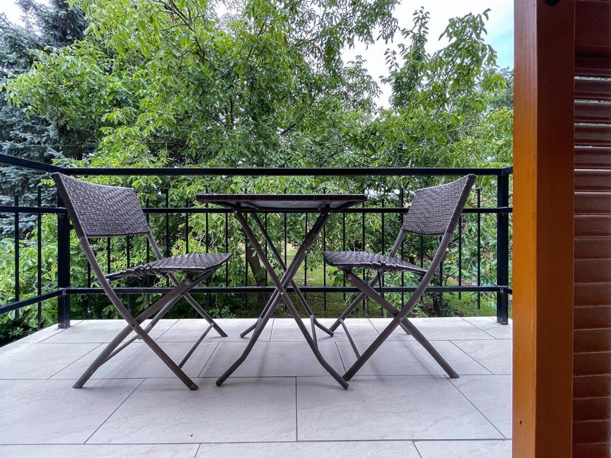 Ozkut Apartmanhaz Olmod Exterior foto