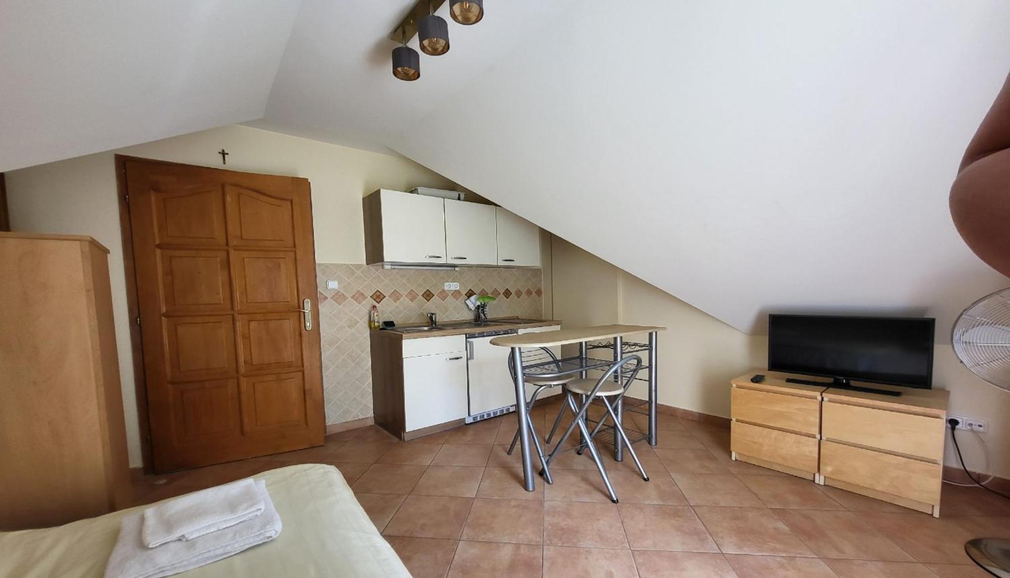Ozkut Apartmanhaz Olmod Exterior foto